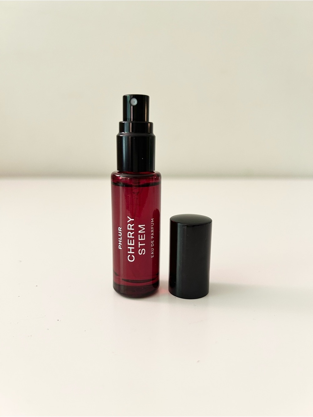 🌸PHLUR Cherry EDP Spray Deluxe Mini 5 mL - Picture 2 of 14